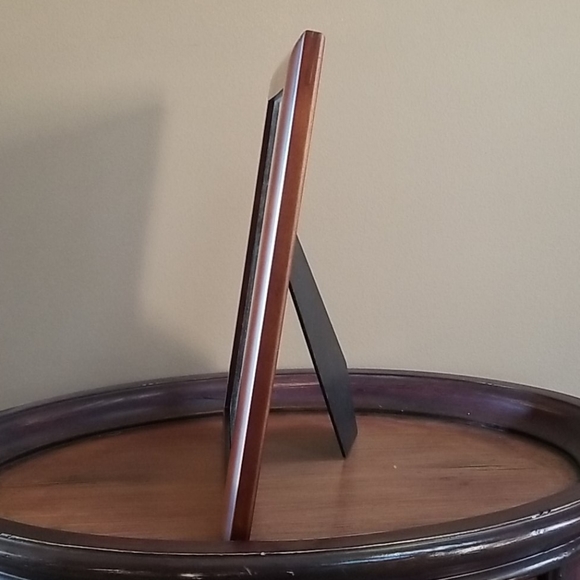 🔮NIP- Darker Brown Wooden Frame 8x10 - Picture 4 of 8